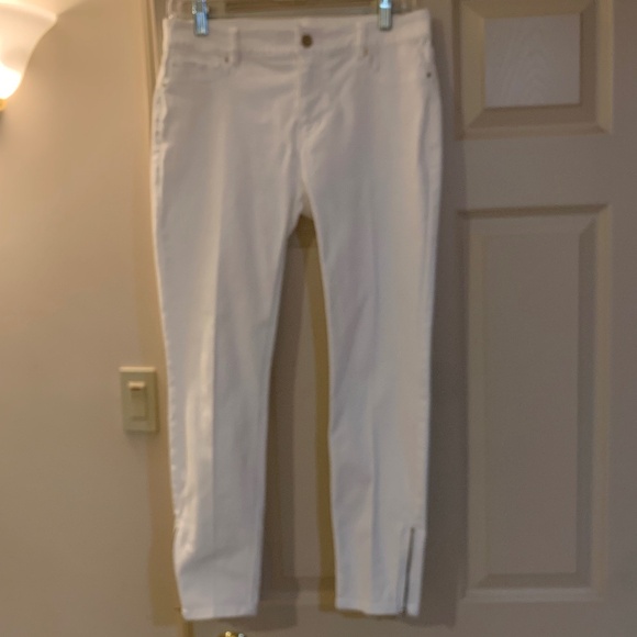 White House Black Market Pants - White House Black Market White The Jegging Crop Pants sz 4